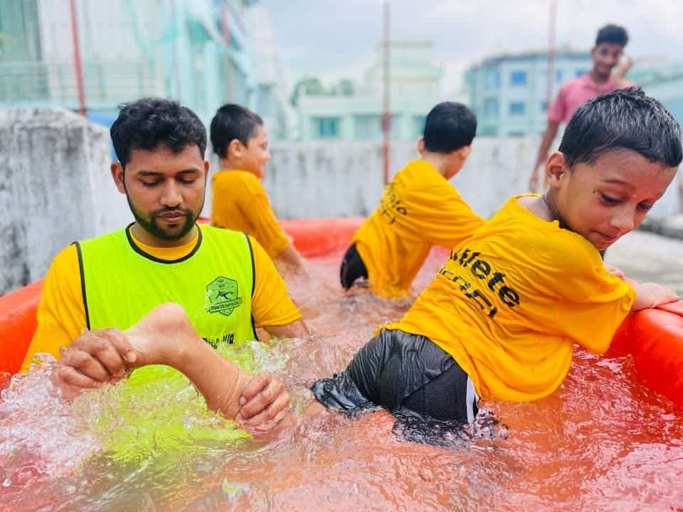 ফিজিওথেরাপি session image 2